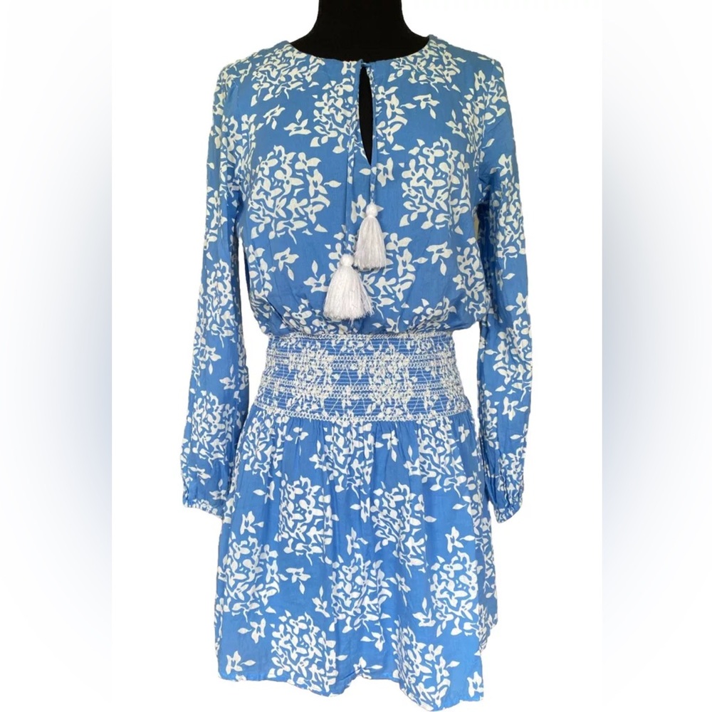 Sail To Sable Blue & White Hydrangea Print Smocked Waist Short Dress Size S